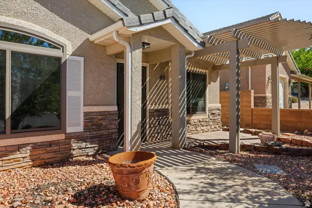65 E 420 N, La Verkin, UT 84745 - #3