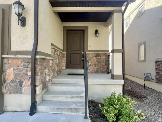 2581 W Cottonwood Dr, Lehi, UT 84048 - #2
