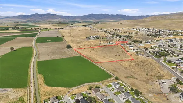 Address Withheld By Seller, Tremonton, UT 84337