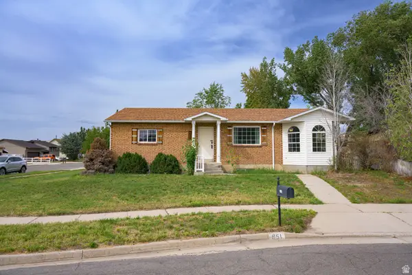 951 E South Fork Cir, Sandy, UT 84094