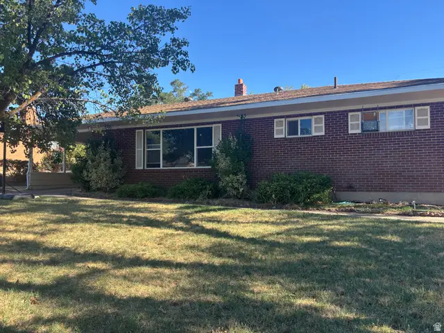 2105 W 3875 S, Roy, UT 84067 - #1