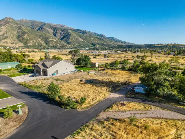 6794 S 2125 E #7, Uintah, UT 84405 - #1