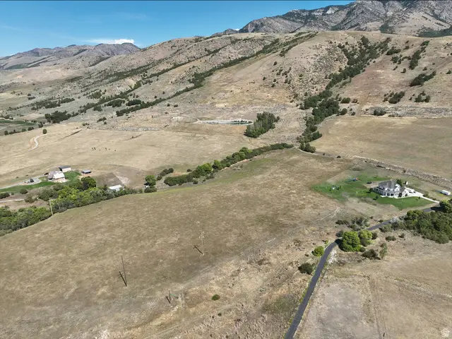 2163 E Maple Leaf Dr, Cove, UT 84320 - #3