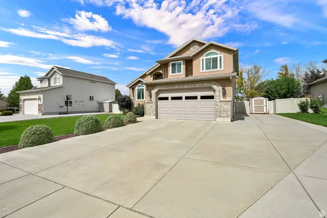 2578 W 1890 N, Clinton, UT 84015 - #3