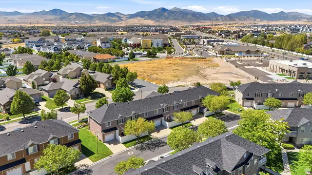 5254 W Cool Water Way S, West Jordan, UT 84081 - #2