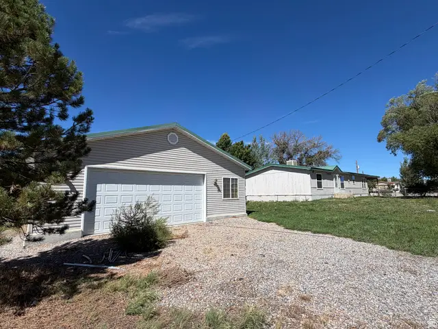 289 N 300 W, Huntington, UT 84528 - #2