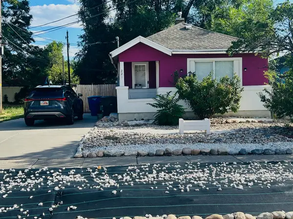 221 E 32nd St S, Ogden, UT 84401