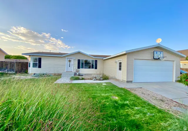 174 W 2100 S, Vernal, UT 84078 - #1