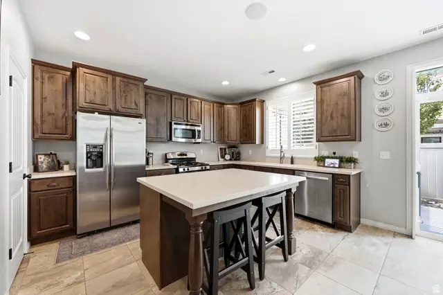 1056 W Stonehaven Dr, North Salt Lake, UT 84054 - #1
