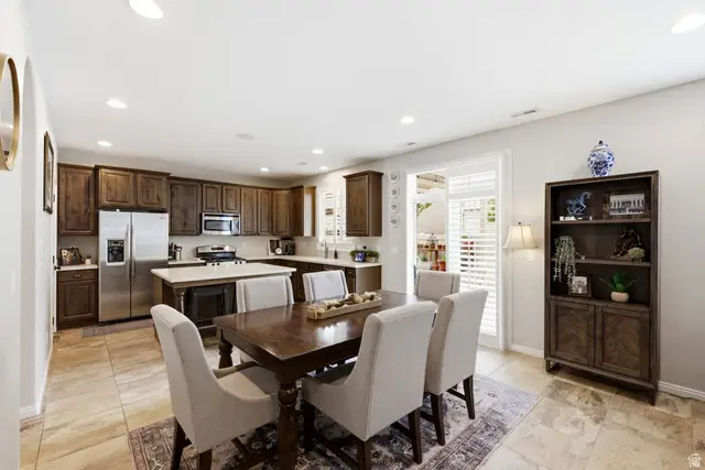 1056 W Stonehaven Dr, North Salt Lake, UT 84054 - #2