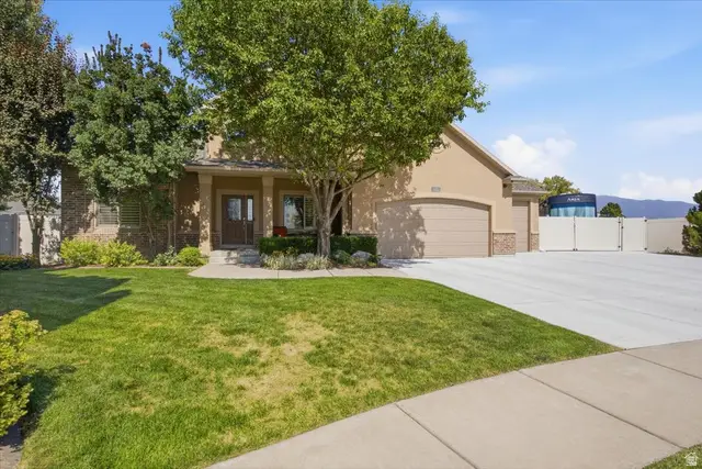 2298 W 850 N, Layton, UT 84041 - #2