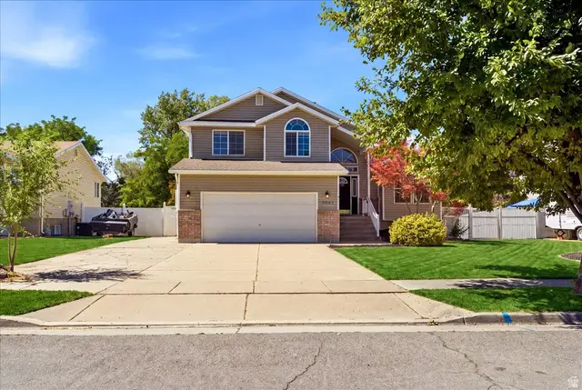 2041 N 750 W, Clinton, UT 84015 - #1