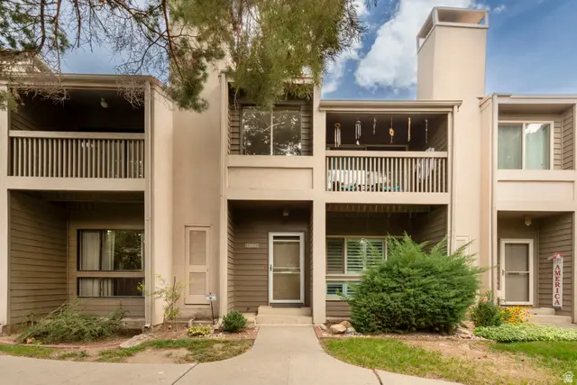 5686 S Park Pl E, Holladay, UT 84121 - #1