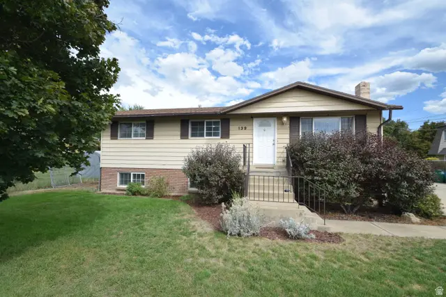 139 S 300 W, Kaysville, UT 84037 - #1