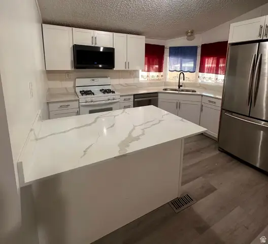 3932 S Bobolink St W #185, Salt Lake City, UT 84123