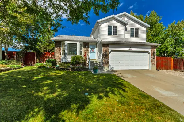 5698 S Trowbridge Way W, Salt Lake City, UT 84118