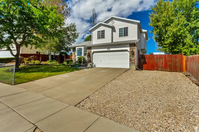 5698 S Trowbridge Way W, Salt Lake City, UT 84118 - #2