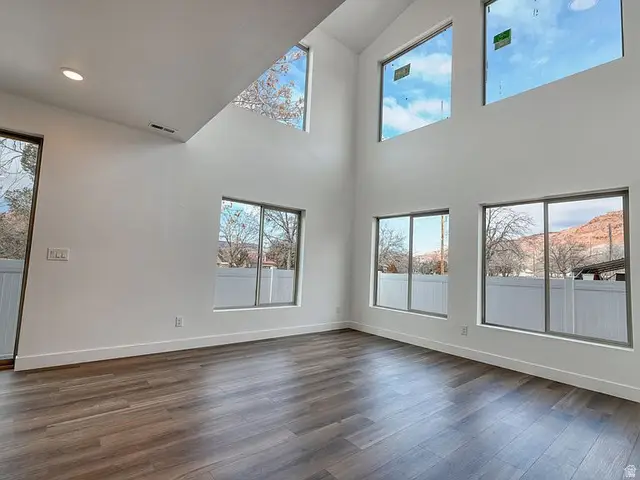 241 E 100 N #4, Moab, UT 84532 - #2