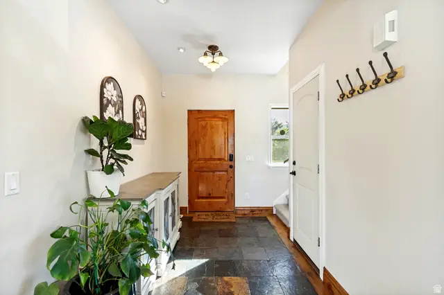 1714 S 1450 W, Woods Cross, UT 84087 - #2