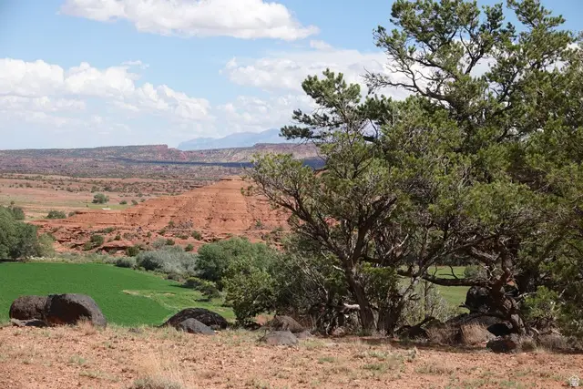 275 E 630 North St N, Torrey, UT 84775 - #2