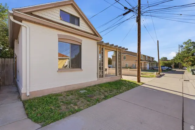 653 S Egli Ct E, Salt Lake City, UT 84102 - #3
