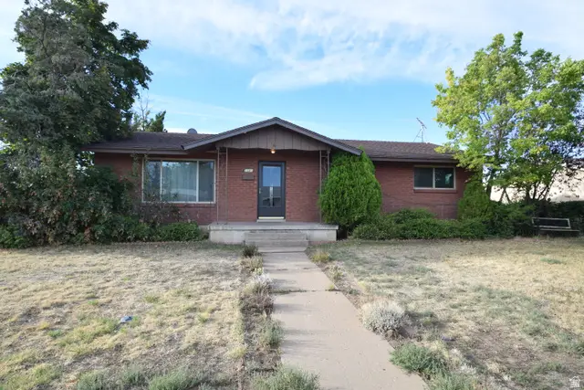 2381 W 5175 S, Roy, UT 84067 - #1