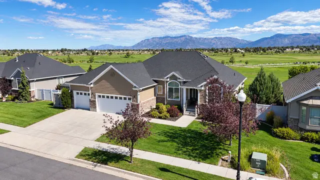 2444 N Hooded Crane Cir, Clinton, UT 84015 - #3