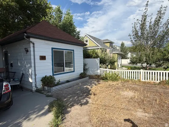 186 W 600 N, Lehi, UT 84043 - #2