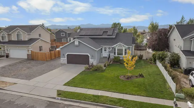 985 N Whitaker Dr, Tooele, UT 84074 - #2