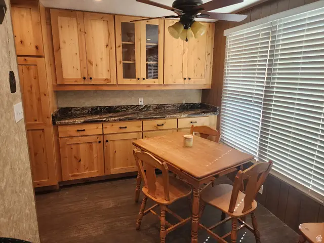 5071 S Escondido St E, Salt Lake City, UT 84117 - #2
