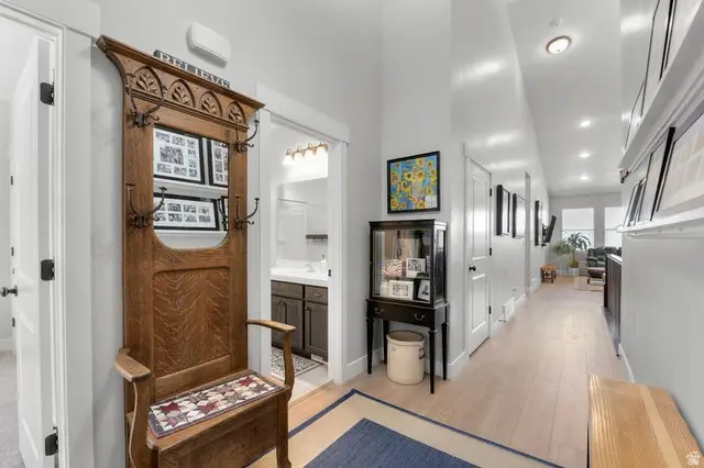 72 W Parkside Loop S, Elk Ridge, UT 84651 - #3