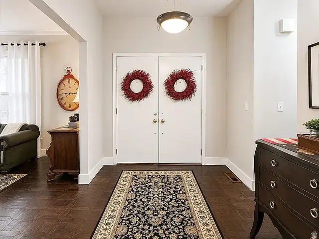 978 Oakwood Dr, Bountiful, UT 84010 - #2