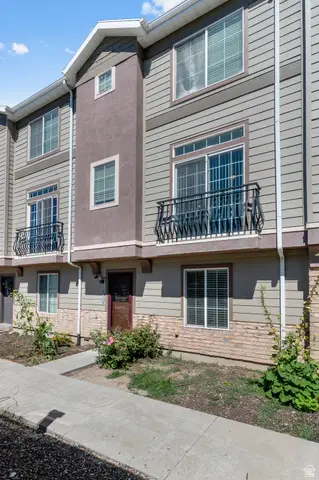 33 E 8330 S, Sandy, UT 84070