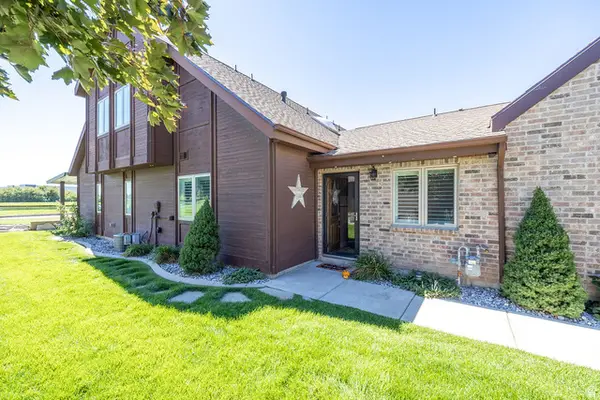 317 Willow Way, Pleasant View, UT 84414