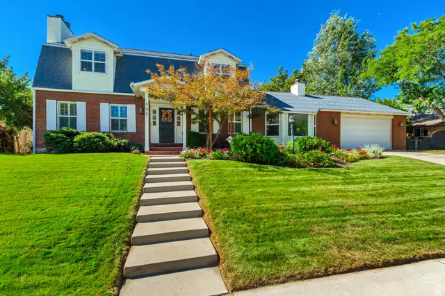 808 E Savannah Dr, Sandy, UT 84094 - #2