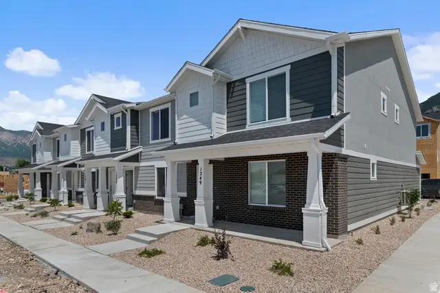 257 E 1235 St N #208, Harrisville, UT 84404 - #2