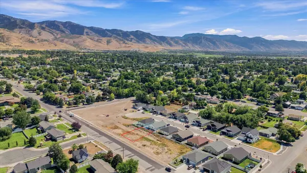 254 W 400 N #9, Smithfield, UT 84335