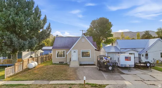 218 N 100 W, Malad City, ID 83252 - #2