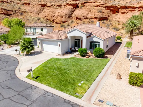 23 N Shadow Ridge Dr, Washington, UT 84780