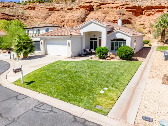 23 N Shadow Ridge Dr, Washington, UT 84780 - #2
