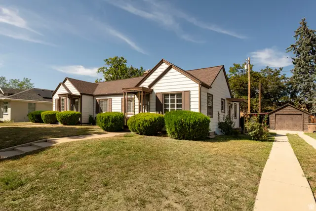 1459 E Hollywood Ave, Salt Lake City, UT 84105 - #3