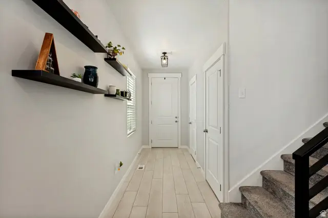 5044 N Folkstone Dr, Eagle Mountain, UT 84005 - #3