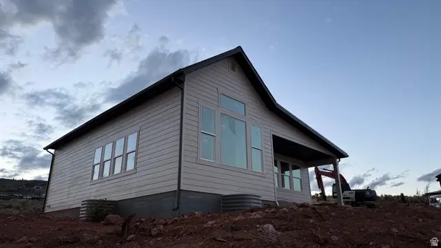 356 W Hawk Cir, Garden City, UT 84028 - #2