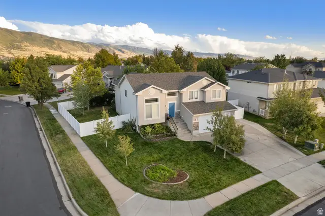 58 N Country Bend Rd, Farmington, UT 84025 - #1