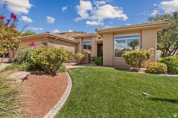 1145 S White Sands Dr, Washington, UT 84780