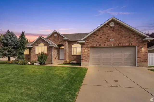 939 S Wind River Way W, Kaysville, UT 84037 - #1