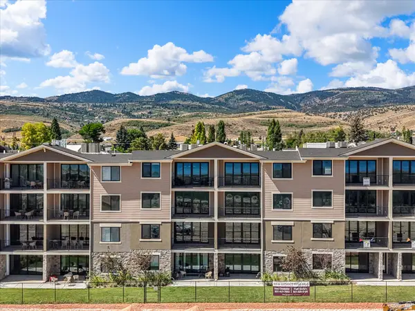 35 E 150 S #D201, Garden City, UT 84028