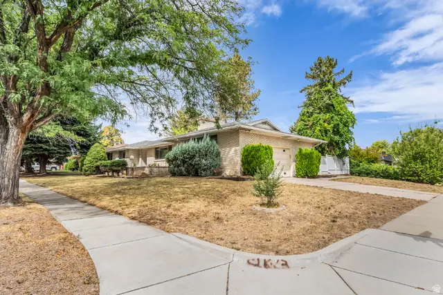 1261 E Chevy Chase Dr S, Salt Lake City, UT 84117 - #2