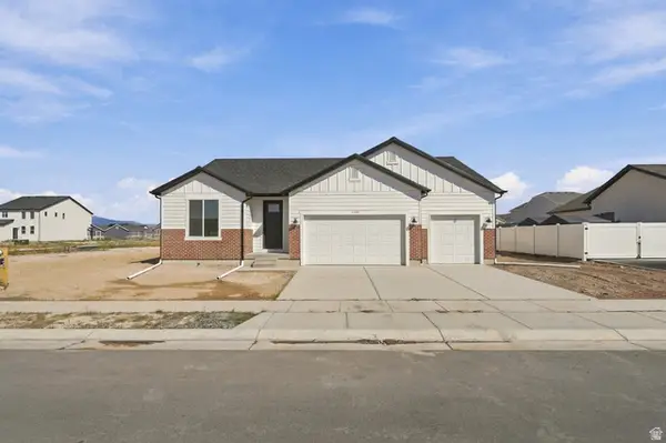 2365 E E Morning Glory Way #426, Eagle Mountain, UT 84005