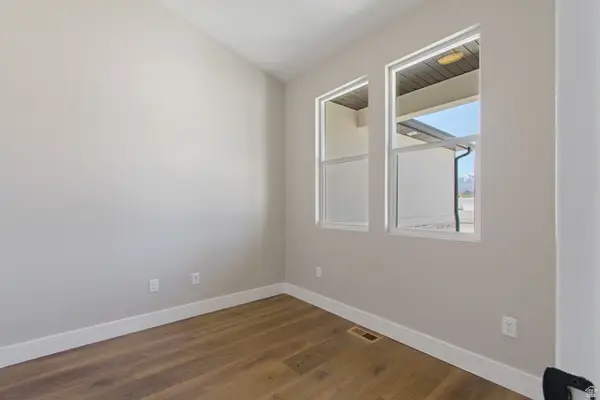 178 E Ax Handle Dr S, Grantsville, UT 84029